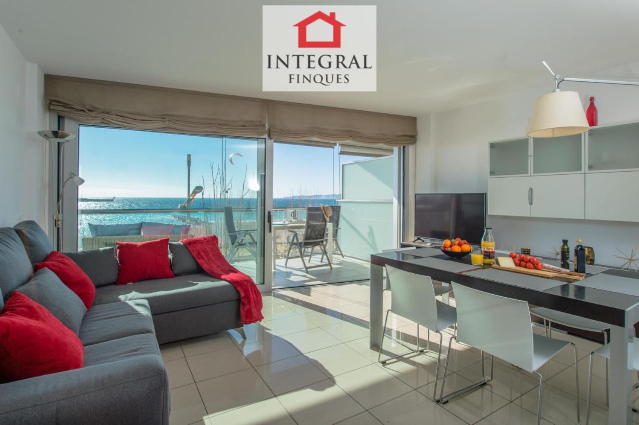 Palamos Beachfront Apartment Exterior photo